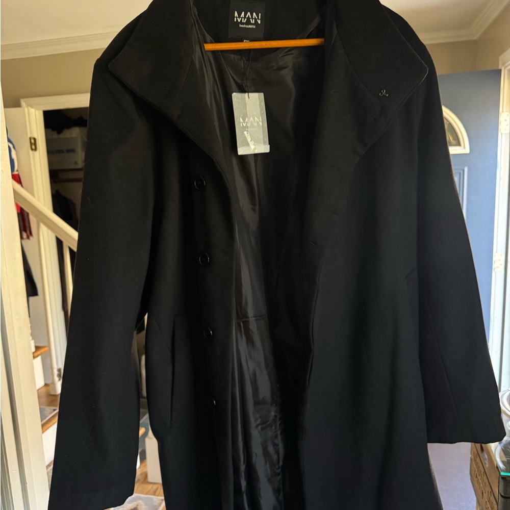 Men’s peacoat